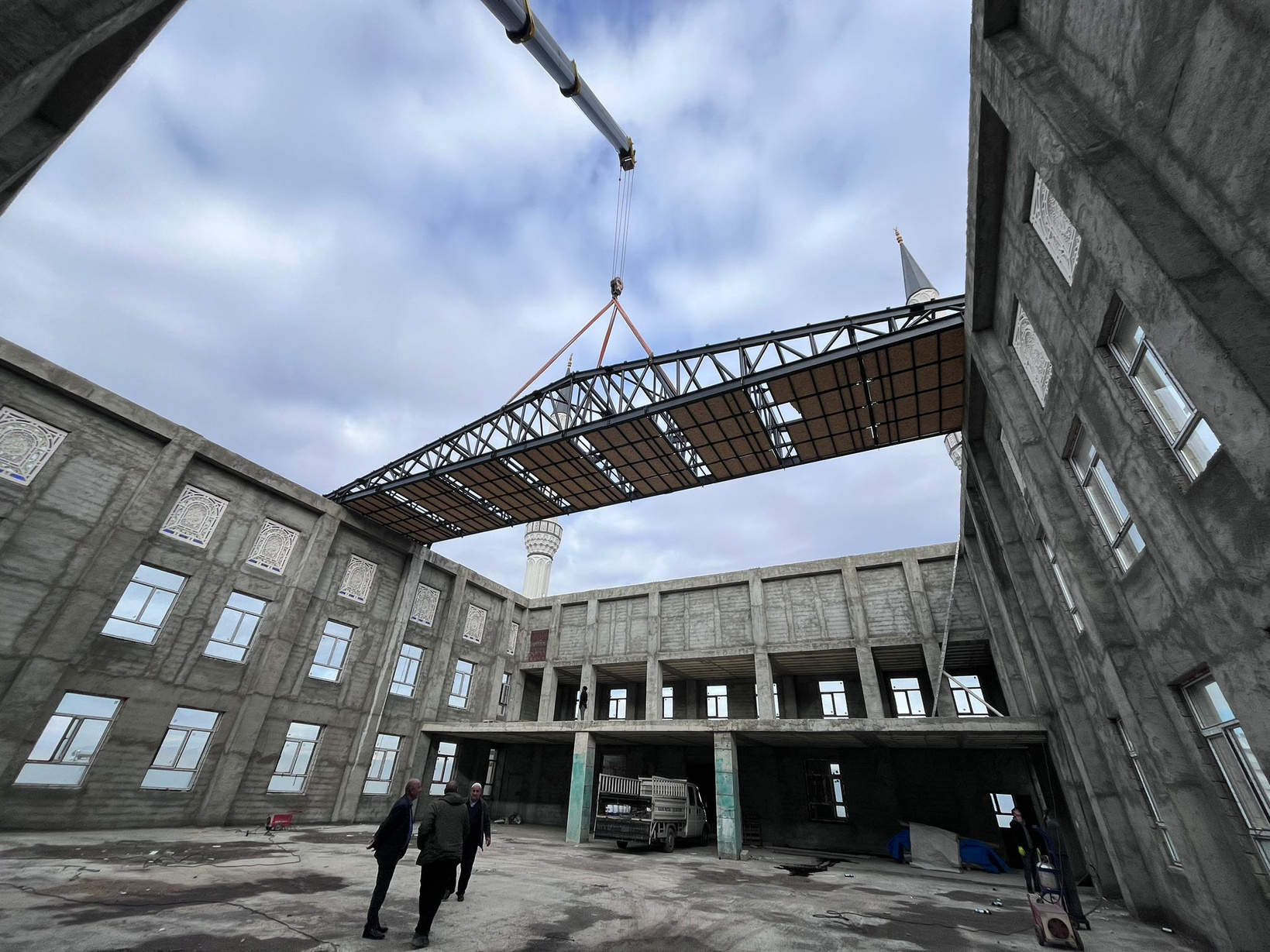 Ertuğrul Gazi Camii Çelik Çatı Yapımı